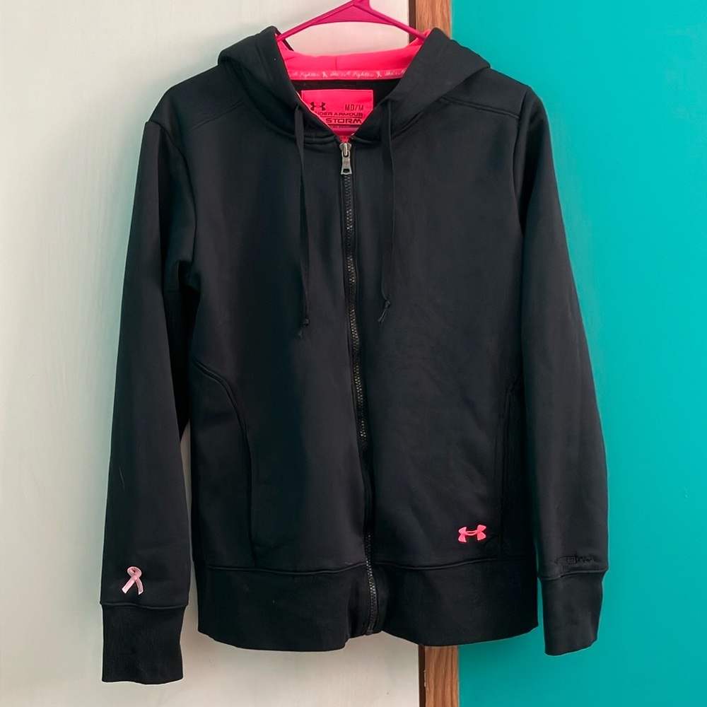 Zip up jacket with string hood